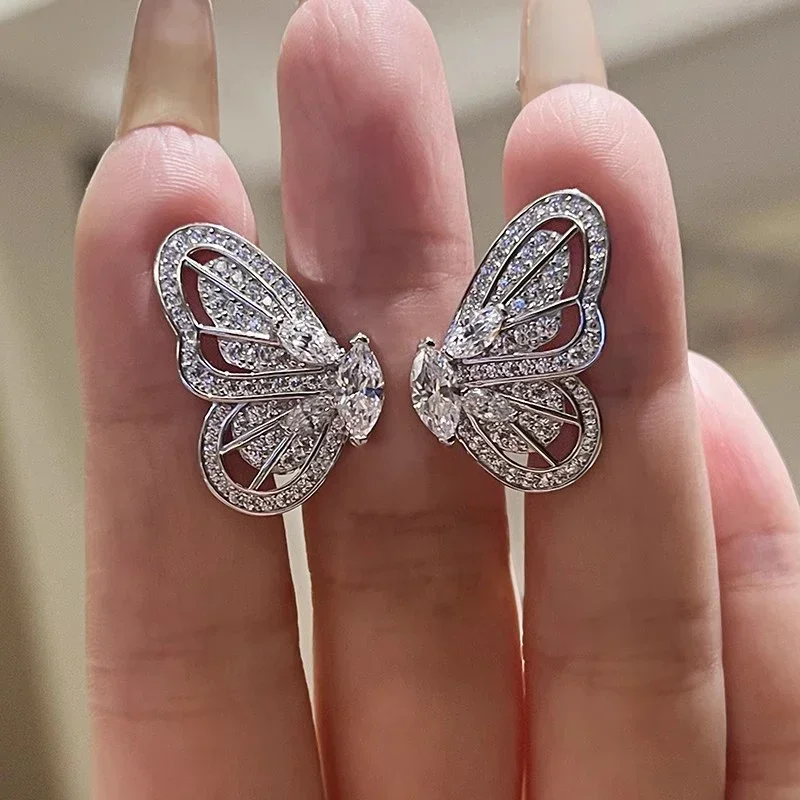 Statement Cocktail Ring - Anillo de Mariposa de Lujo Estético