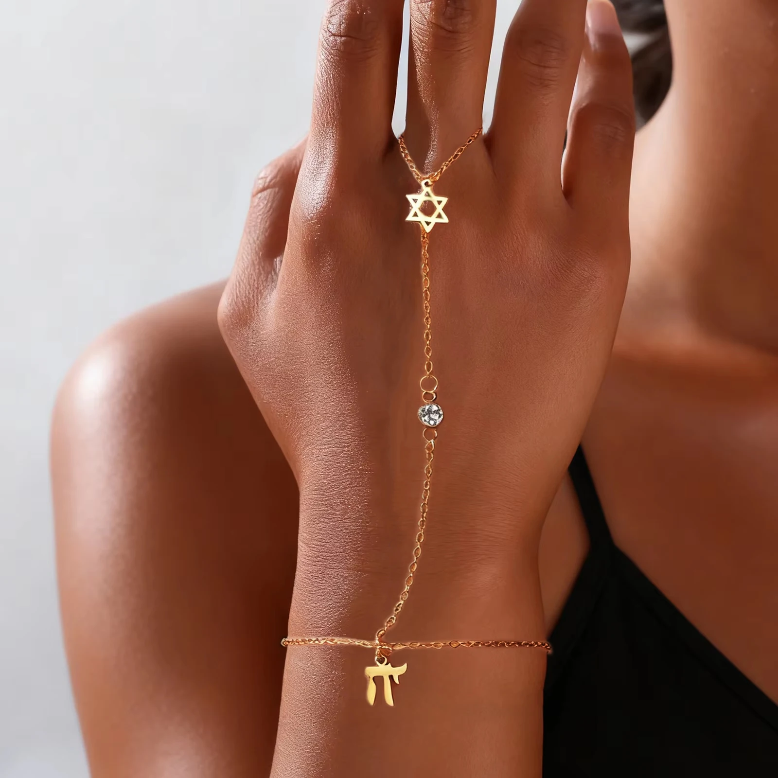 Jewelry & Watches Company - Pulsera de Dedo con Estrella de