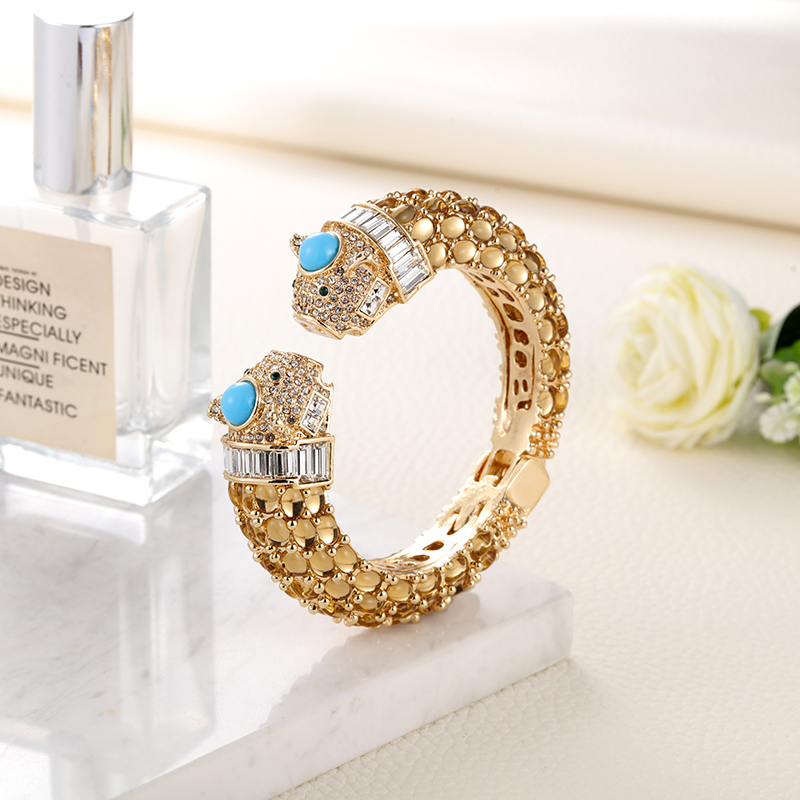Pulseras de animales Sally's P - Paradise Jewelry & Watches Dolphin Mall reseña y precio