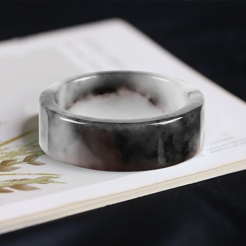 Anillos de jade natural de Mya - Jewelry & Watches Company reseña y precio